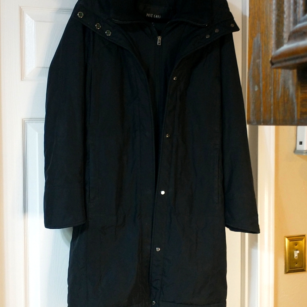Post Card ladies long winter coat, black. See description 4 measurements. (F)